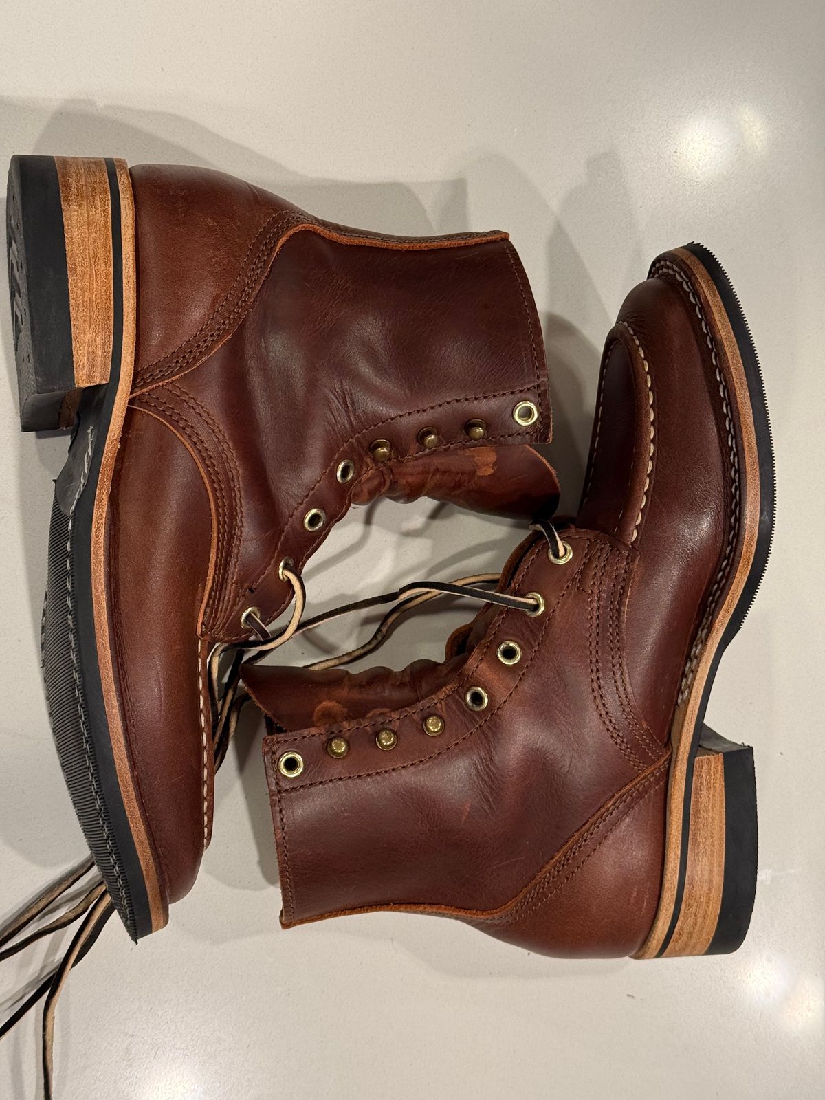 Photo by chris.8888 on February 28, 2026 of the Nicks x Parkhurst V3 in Horween Timber Roanoke.