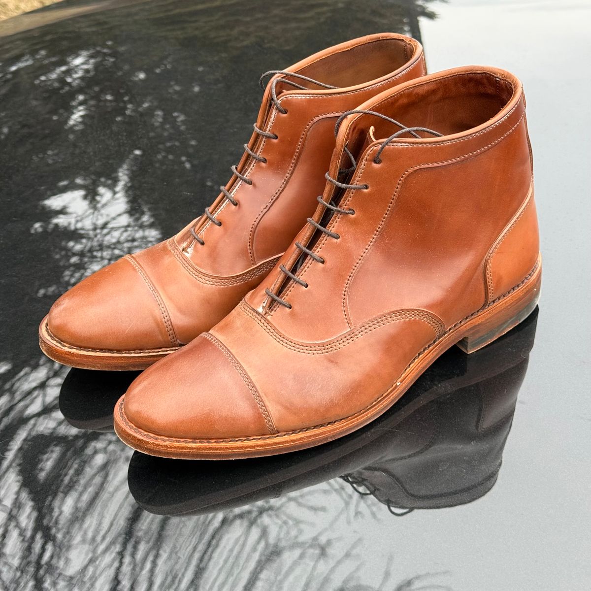 Photo by chris.8888 on February 17, 2026 of the Allen Edmonds Park Avenue Dress Boot in Horween Natural Shell Cordovan.