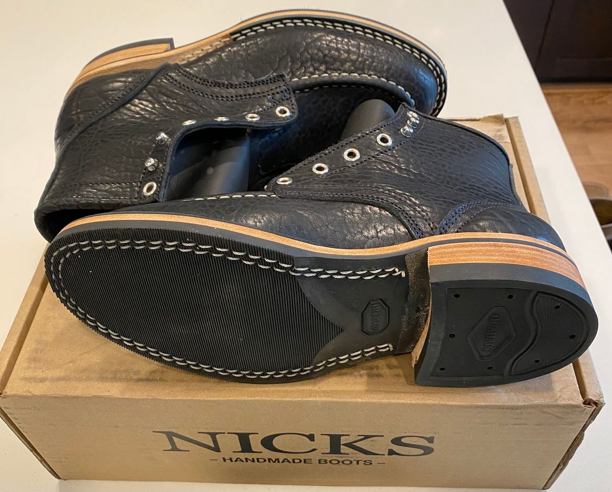 Photo by chris.8888 on March 18, 2025 of the Nicks x Parkhurst V3 in Law Tanning Black Smooth Shruken Bison.
