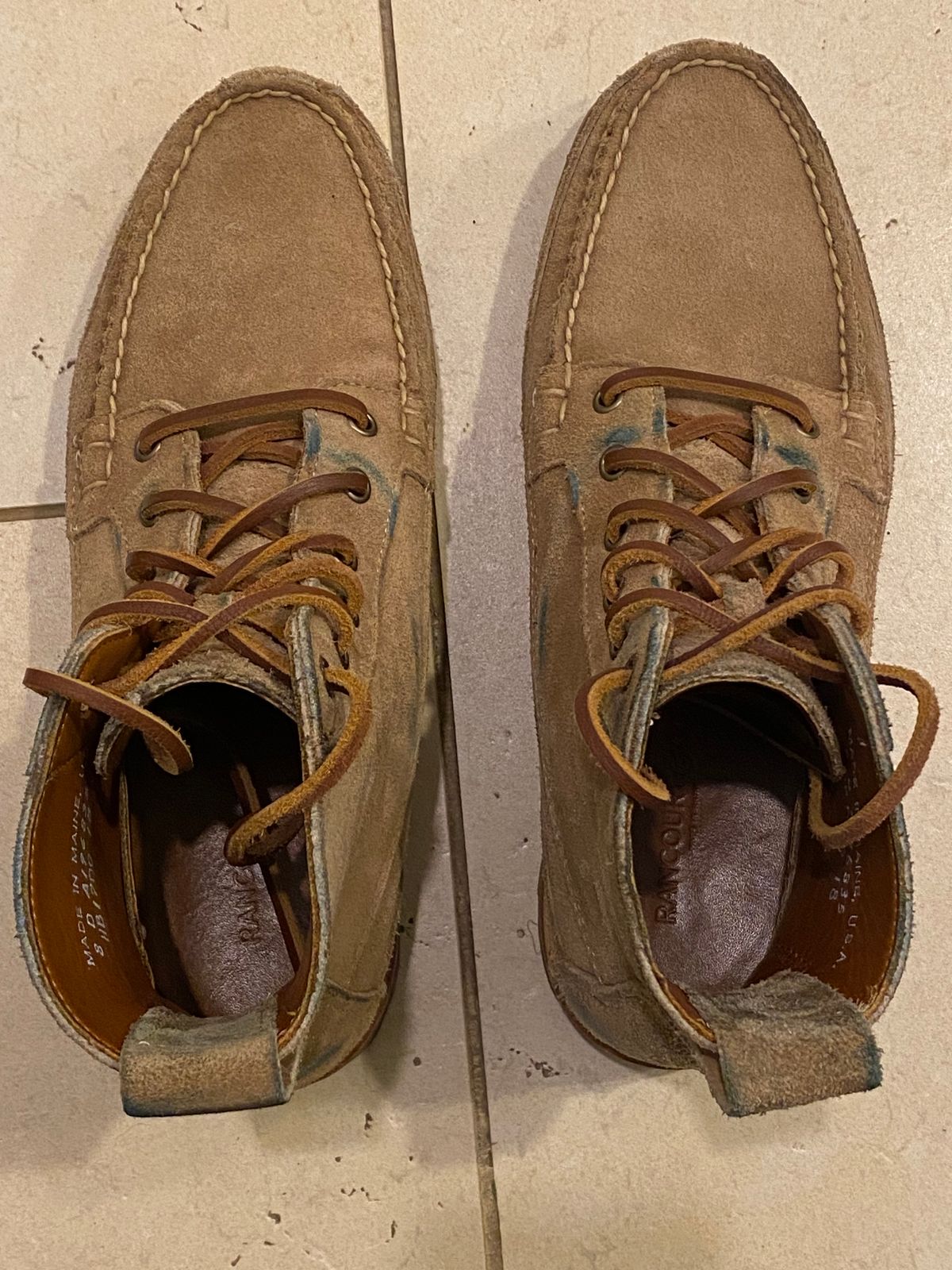 Photo by chris.8888 on March 9, 2025 of the Rancourt & Co. Harrison Boot in Horween Khaki Orion.