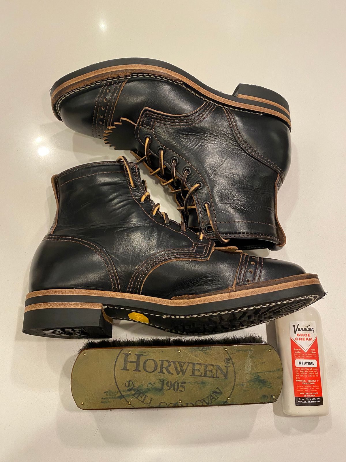Photo by chris.8888 on May 17, 2025 of the Wesco Hendrik in Horween Black Chromexcel.