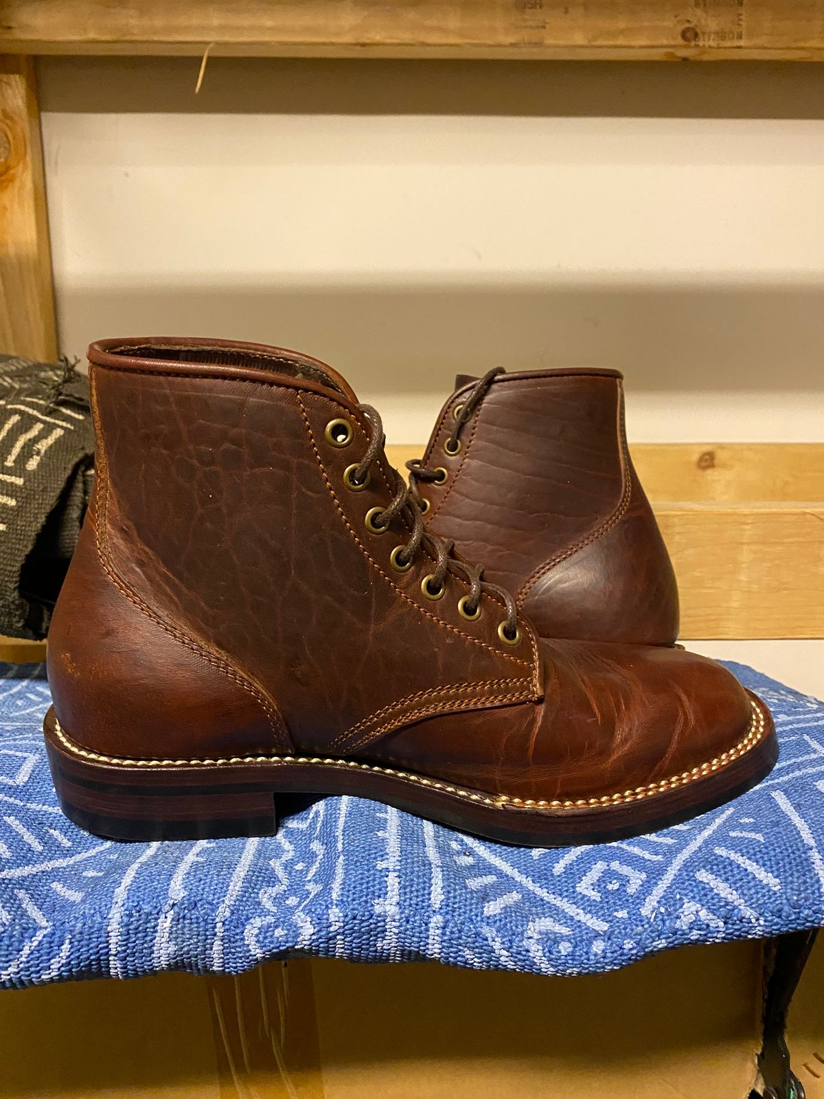 Photo by chris.8888 on November 3, 2024 of the Caswell Boot Company Eastman in Gallun Cognac Horsehide.