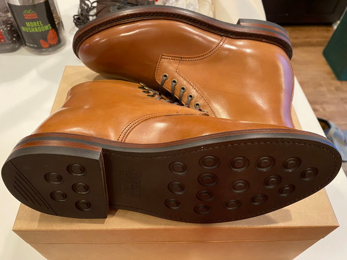 Photo by chris.8888 on December 13, 2024 of the Grant Stone Edward Boot in Horween Honey Glazed Shell Cordovan.