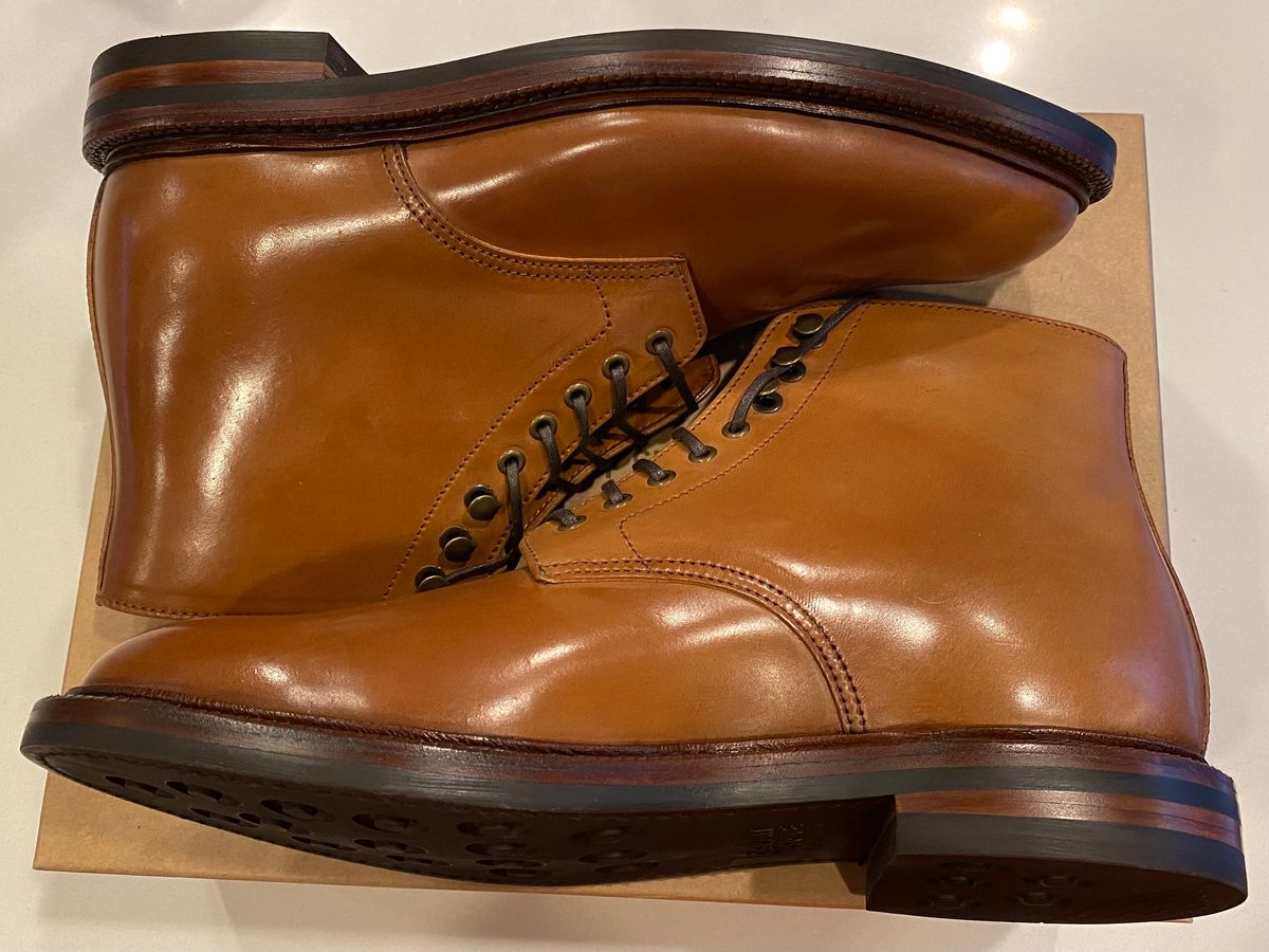 Photo by chris.8888 on December 13, 2024 of the Grant Stone Edward Boot in Horween Honey Glazed Shell Cordovan.