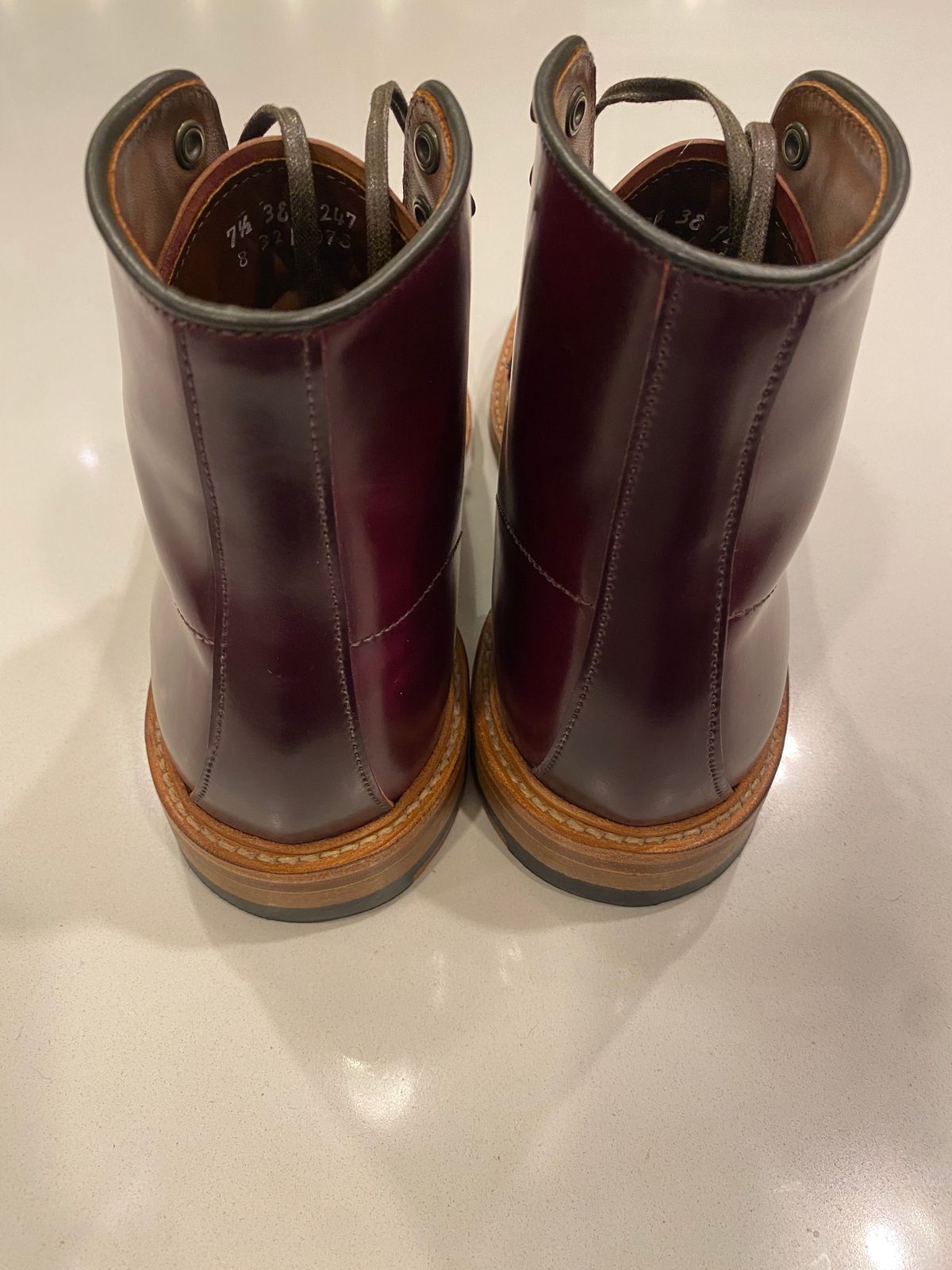 Photo by chris.8888 on May 17, 2025 of the Allen Edmonds Higgins Mill in Horween Ultraviolet Shell Cordovan.