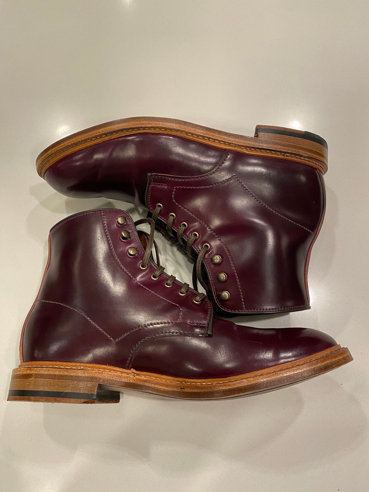 Photo by chris.8888 on May 17, 2025 of the Allen Edmonds Higgins Mill in Horween Ultraviolet Shell Cordovan.