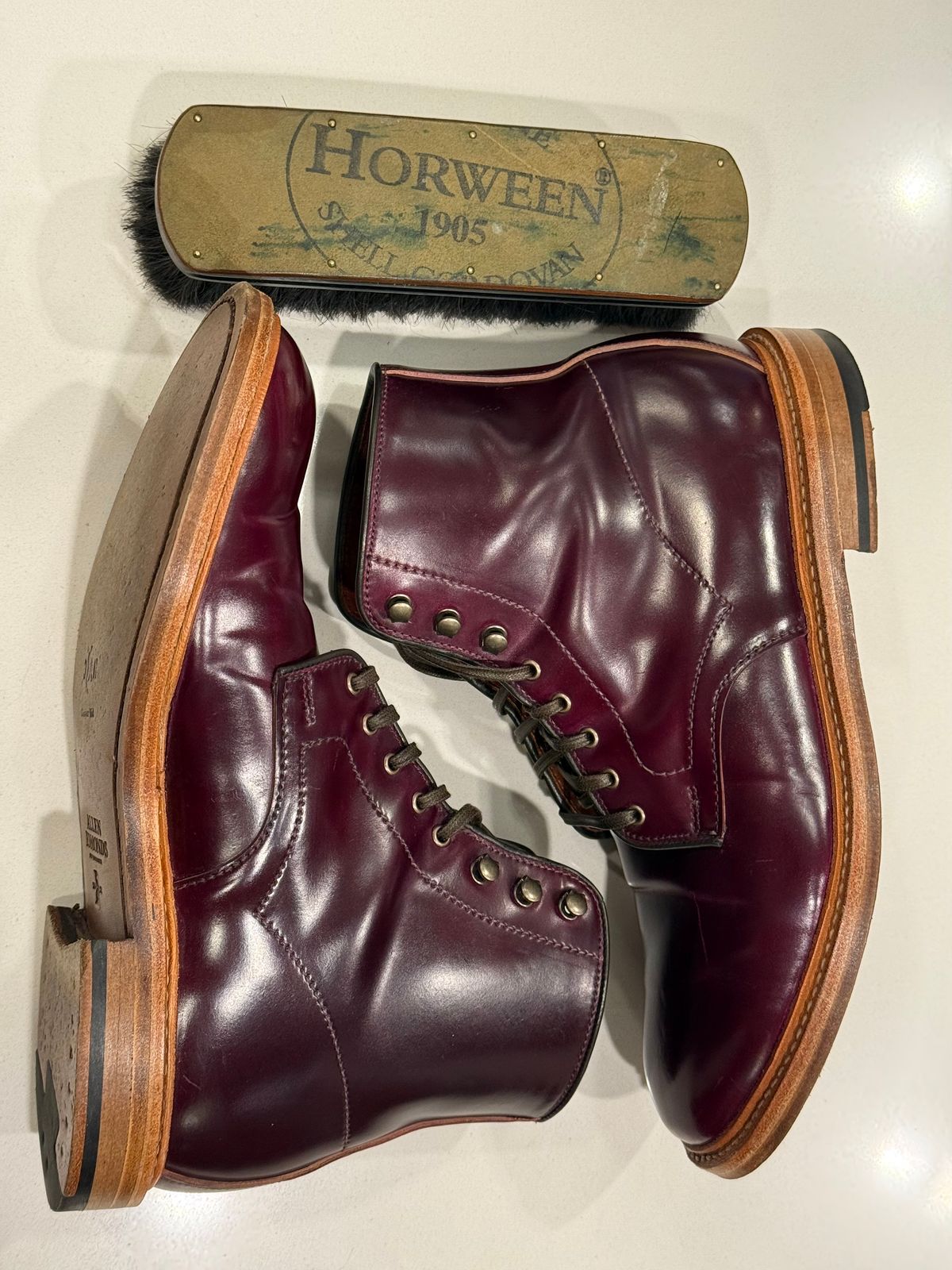 Photo by chris.8888 on September 14, 2025 of the Allen Edmonds Higgins Mill in Horween Ultraviolet Shell Cordovan.