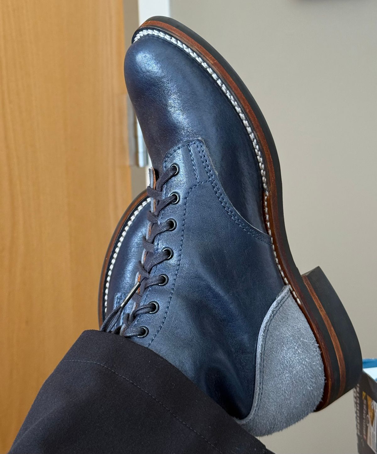 Photo by chris.8888 on August 25, 2025 of the Oldspeed Service Boot 6” in Horween Navy Aspen Horsefront.