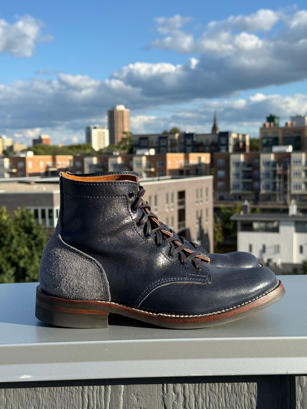 Photo by chris.8888 on August 25, 2025 of the Oldspeed Service Boot 6” in Horween Navy Aspen Horsefront.