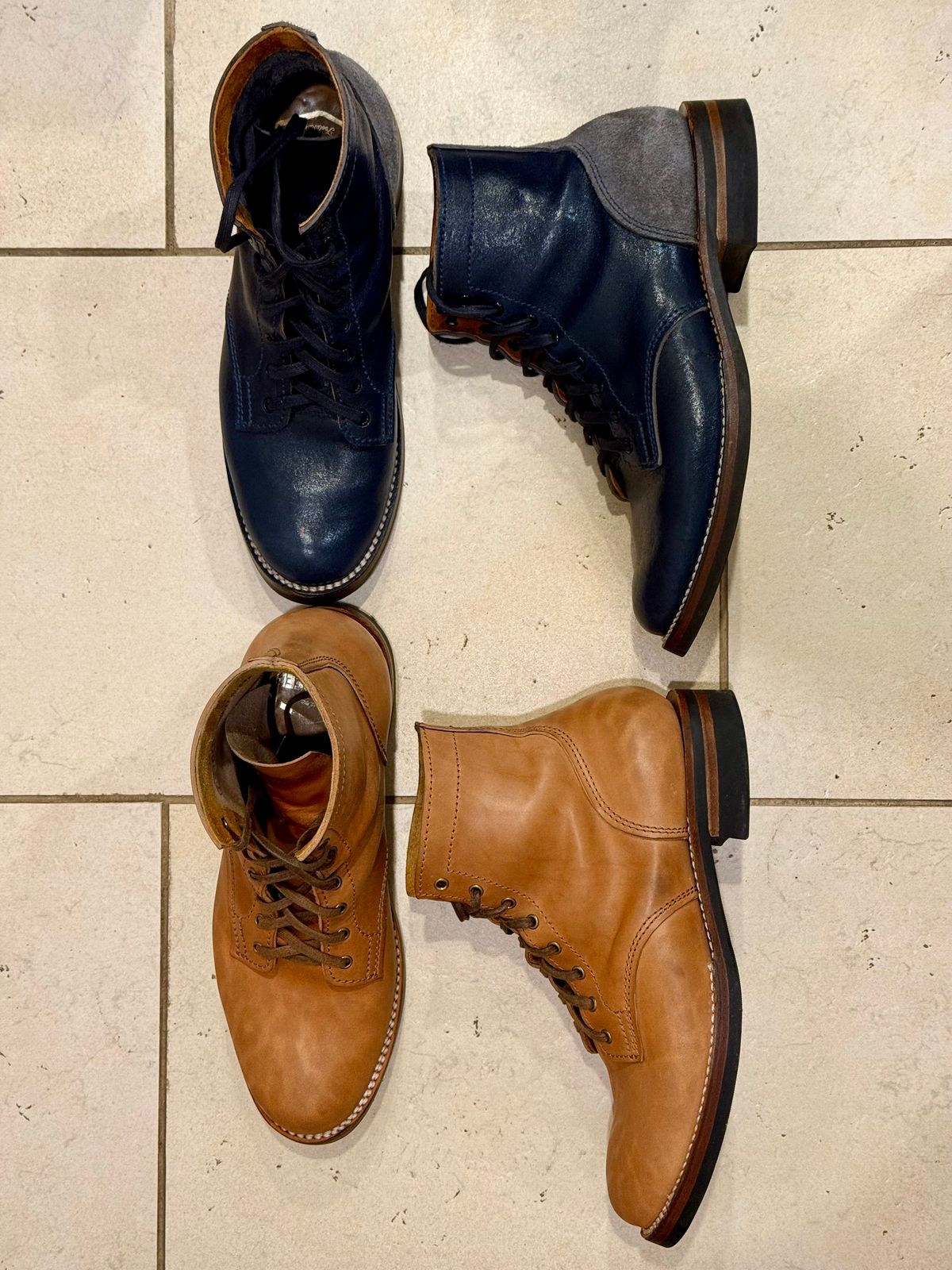Photo by chris.8888 on October 22, 2025 of the Oldspeed Service Boot 6” in Horween Navy Aspen Horsefront.