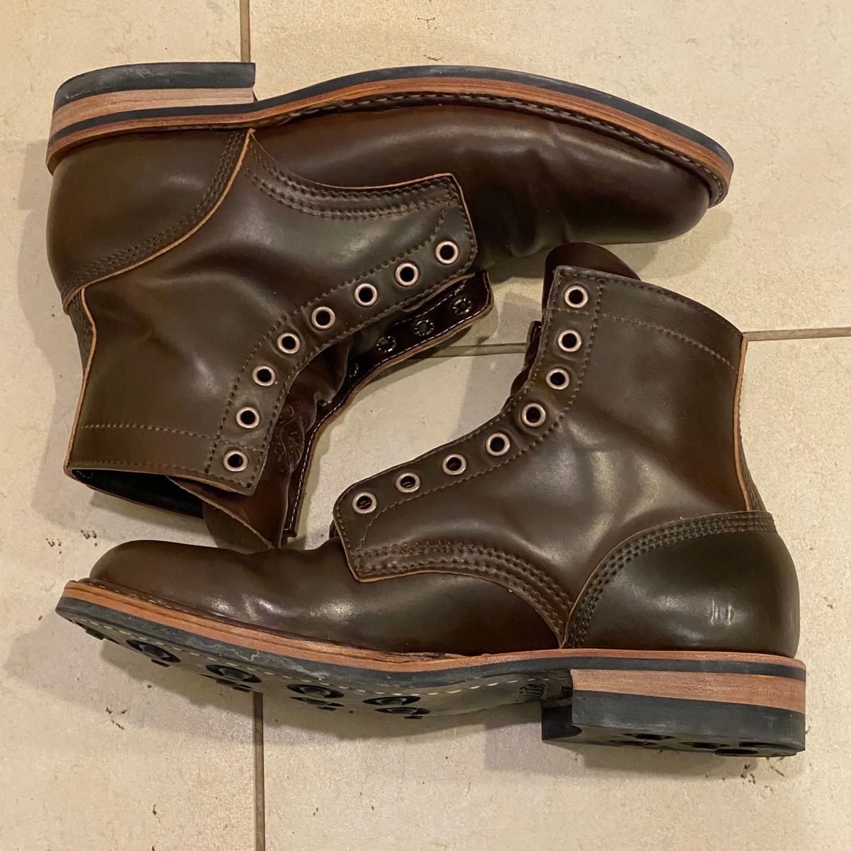 Photo by chris.8888 on February 15, 2025 of the White's MP-Sherman Plain Toe in Horween Brown Shell Cordovan.