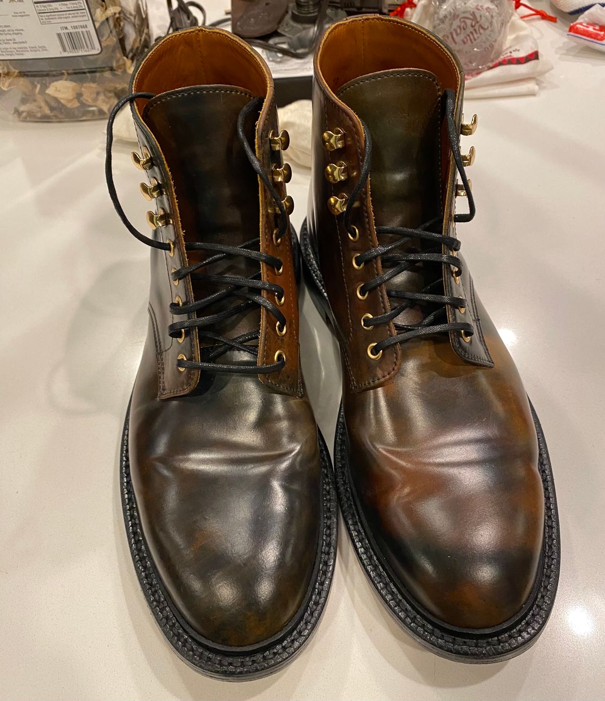 Photo by chris.8888 on November 15, 2024 of the Grant Stone Edward Boot in Horween Marbled Black Shell Cordovan.