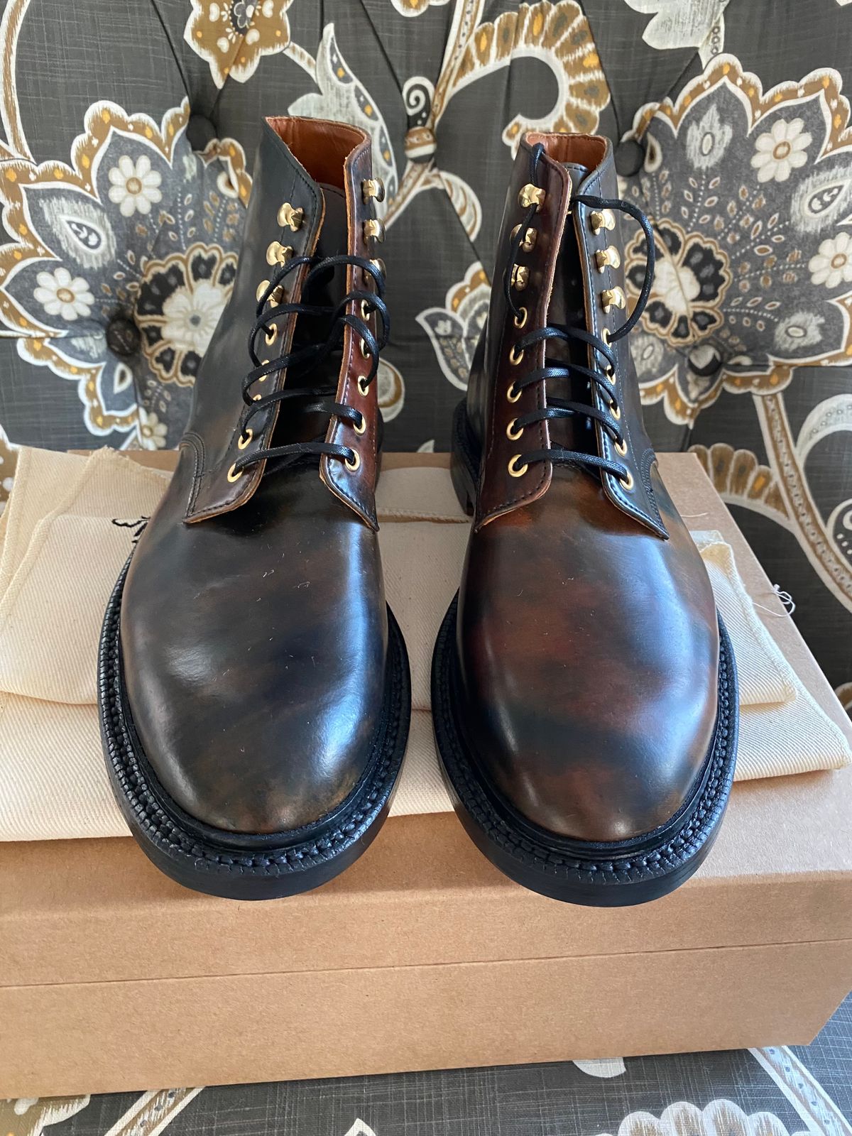 Photo by chris.8888 on June 29, 2024 of the Grant Stone Edward Boot in Horween Marbled Black Shell Cordovan.