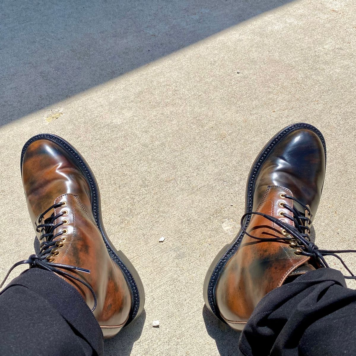 Photo by chris.8888 on May 6, 2025 of the Grant Stone Edward Boot in Horween Marbled Black Shell Cordovan.