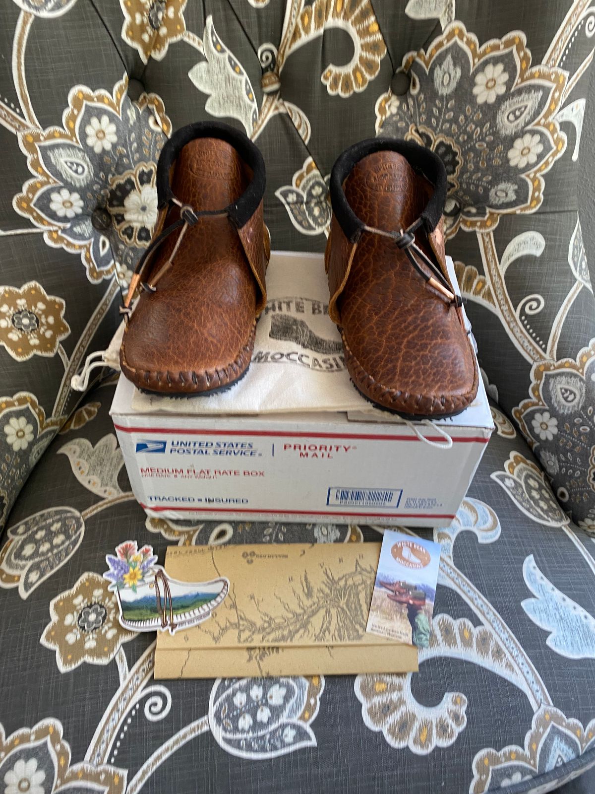 Photo by chris.8888 on May 25, 2024 of the White Bear Moccasins Tate Chukka in Law Tanning Cognac Big Horn Shrunken Bison.