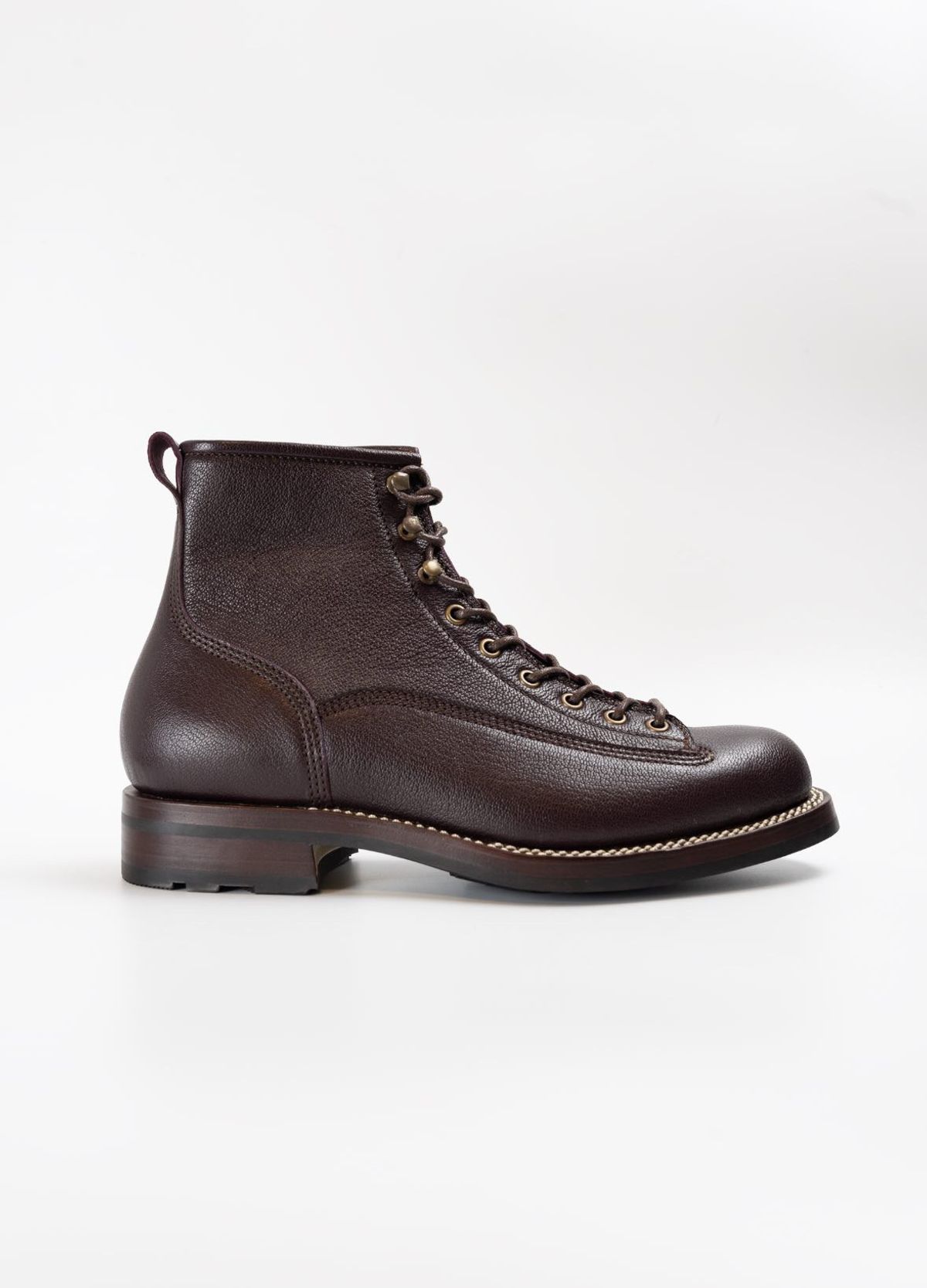 Photo by chris.8888 on July 20, 2024 of the Caswell Boot Company Carver in Tusting & Burnett Burgundy Bookbinding Goat.