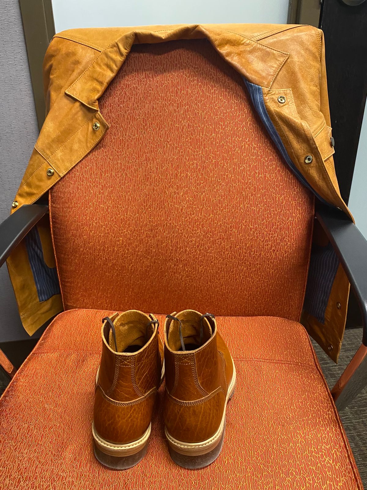 Photo by chris.8888 on February 6, 2025 of the Caswell Boot Company Lisbon in Law Tanning Tan Navajo Bison.