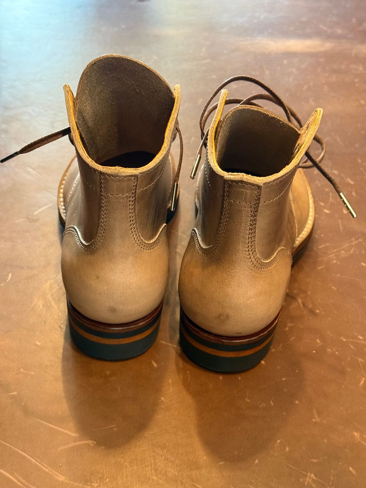 Photo by chris.8888 on April 5, 2026 of the Oldspeed MFG Service Boot 6” in Horween Natural Chromexcel.