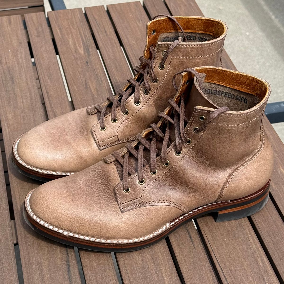 Photo by chris.8888 on May 9, 2026 of the Oldspeed MFG Service Boot 6” in Horween Natural Chromexcel.