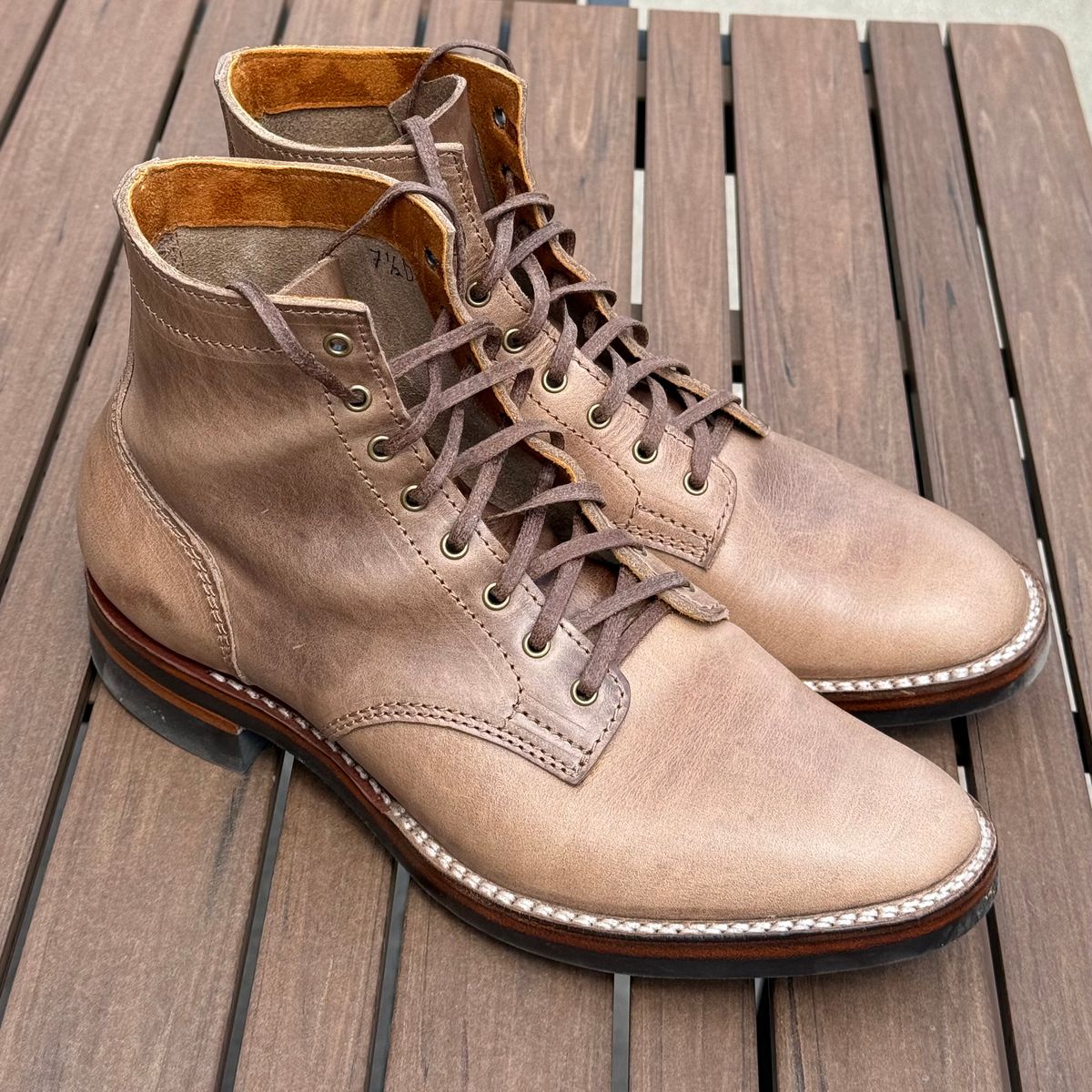 Photo by chris.8888 on May 9, 2026 of the Oldspeed MFG Service Boot 6” in Horween Natural Chromexcel.
