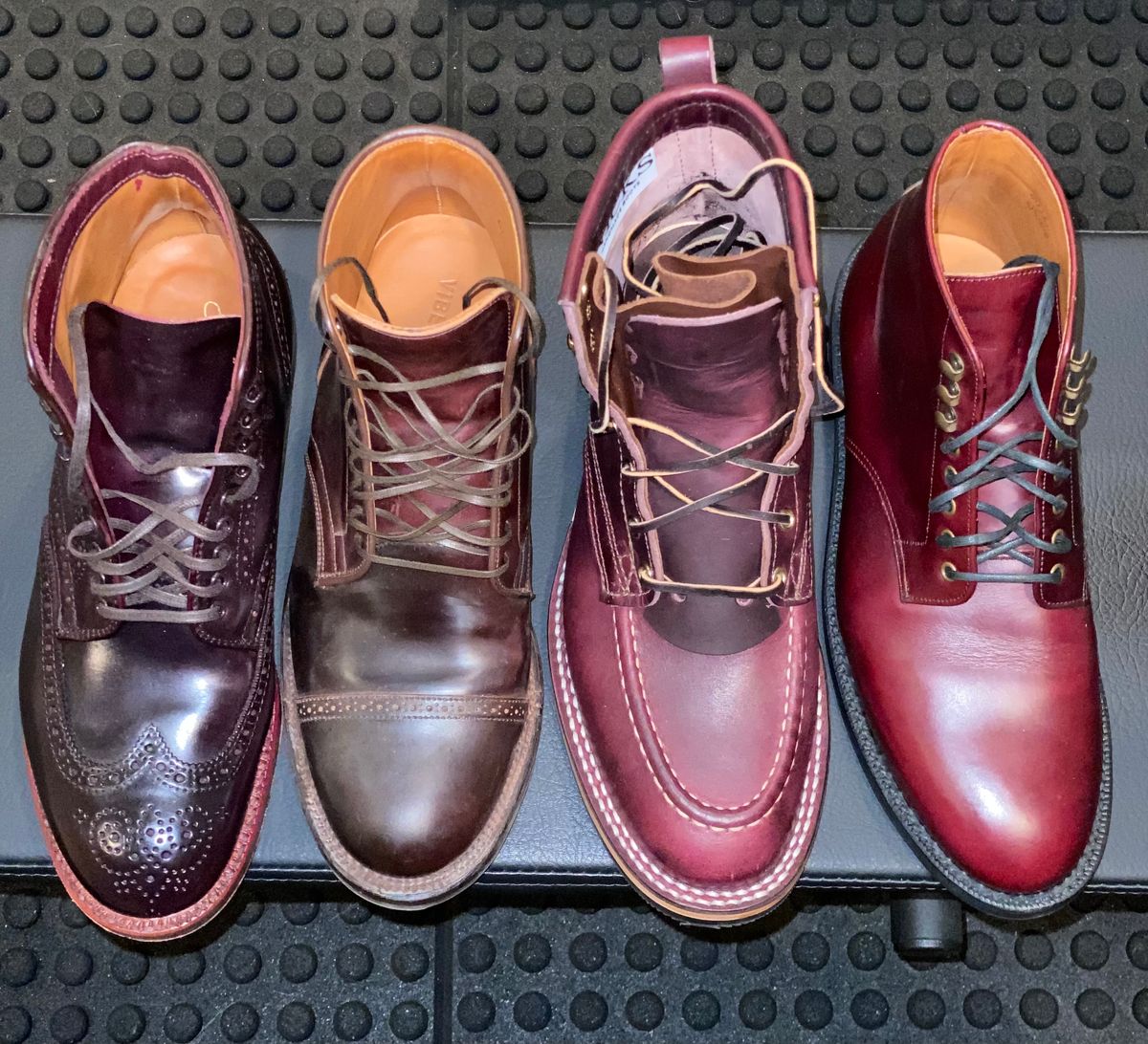 Photo by chris.8888 on November 6, 2024 of the Nicks x Parkhurst V3 in Horween Color 8 Cypress.