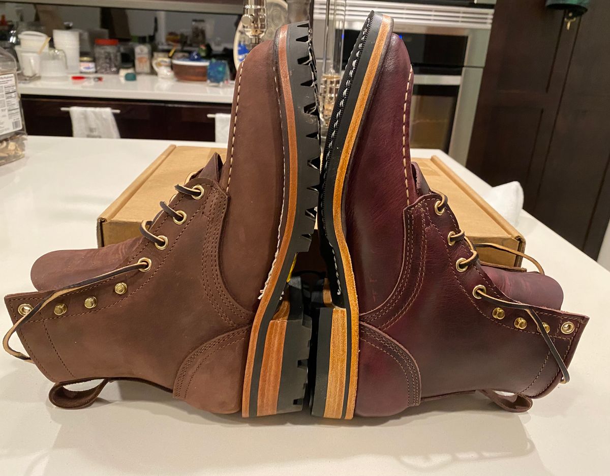Photo by chris.8888 on November 6, 2024 of the Nicks x Parkhurst V3 in Horween Color 8 Cypress.