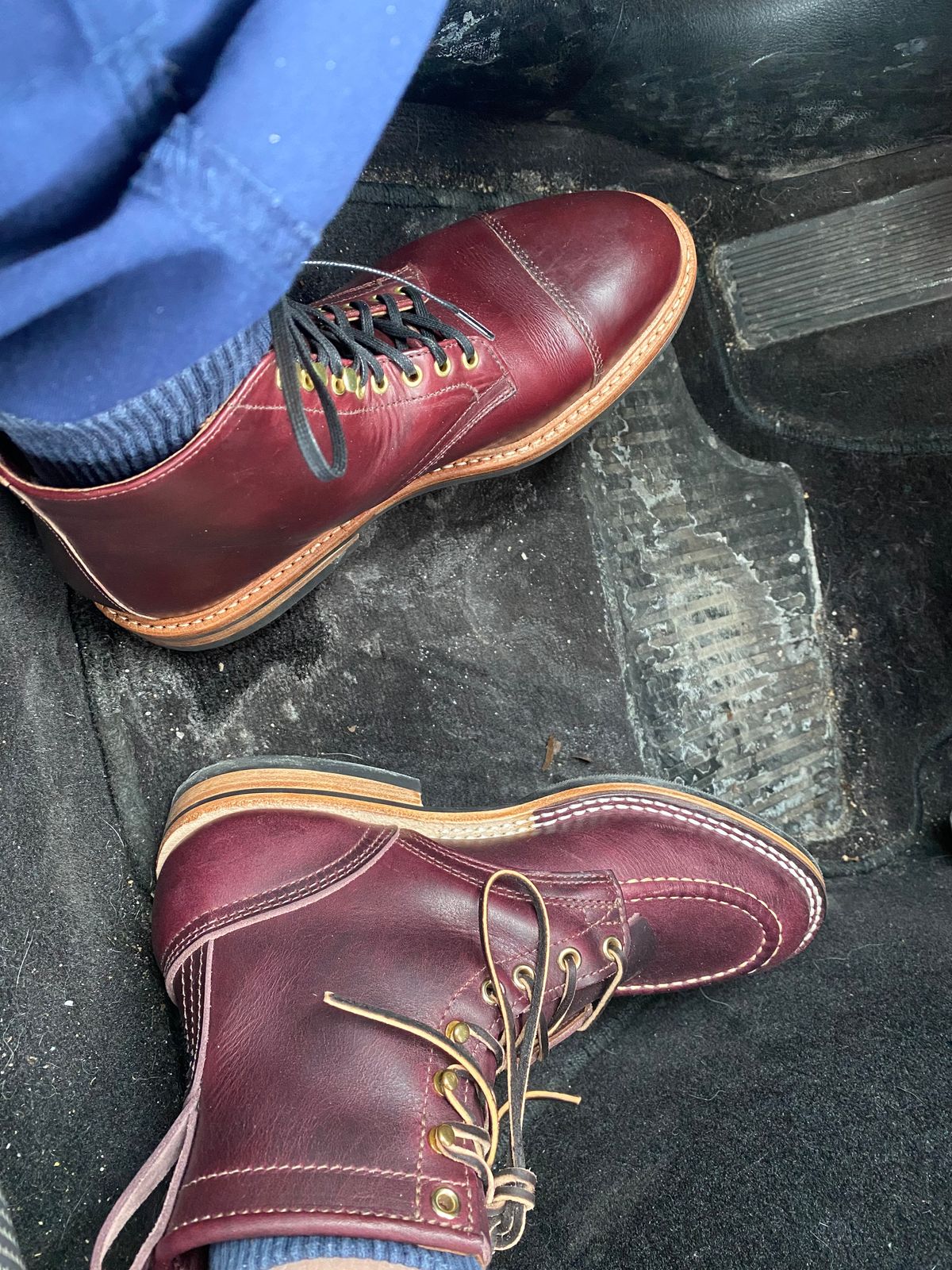 Photo by chris.8888 on January 24, 2025 of the Nicks x Parkhurst V3 in Horween Color 8 Cypress.