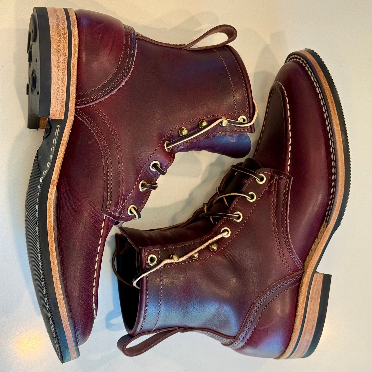 Photo by chris.8888 on September 25, 2025 of the Nicks x Parkhurst V3 in Horween Color 8 Cypress.