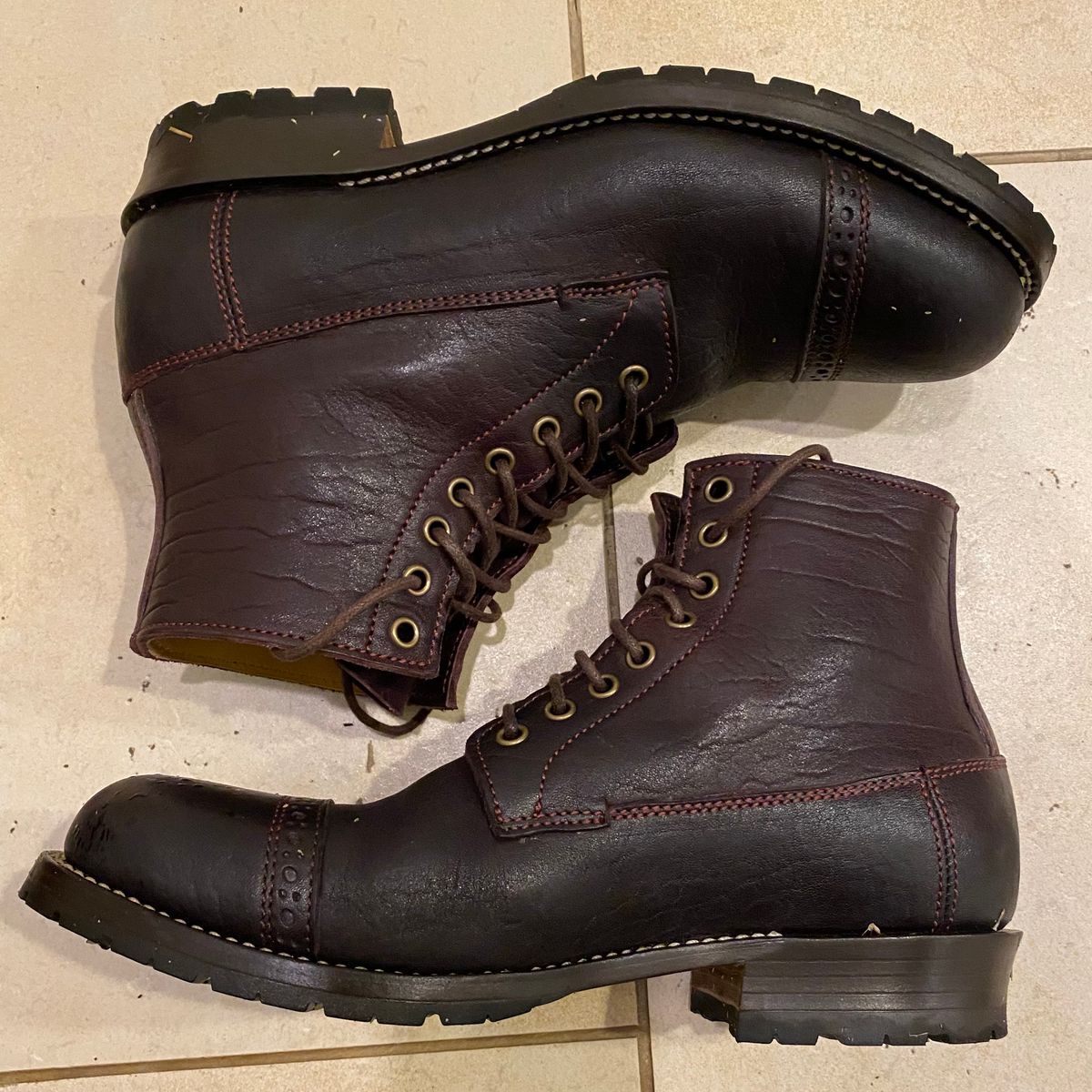 Photo by chris.8888 on July 6, 2025 of the Caswell Boot Company 1912 Russet Marching Shoe Reproduction in Horween Color 8 Aspen Horsefront.