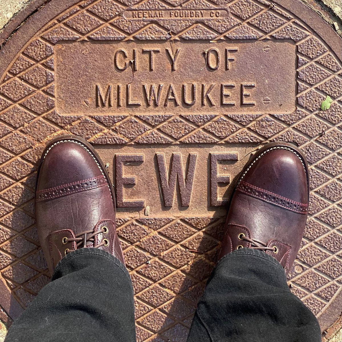 Photo by chris.8888 on July 5, 2025 of the Caswell Boot Company 1912 Russet Marching Shoe Reproduction in Horween Color 8 Aspen Horsefront.