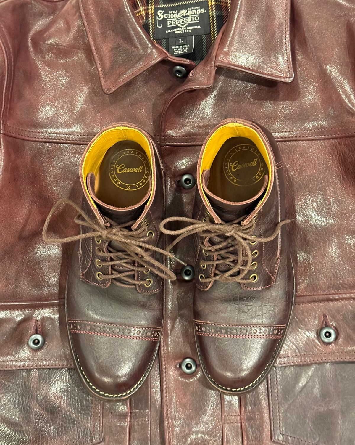 Photo by chris.8888 on February 28, 2026 of the Caswell Boot Company 1912 Russet Marching Shoe Reproduction in Horween Color 8 Aspen Horsefront.