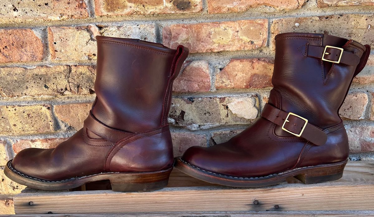 Photo by dawgdad22 on November 3, 2025 of the Nicks StationMaster in Horween Oxblood Chromexcel.