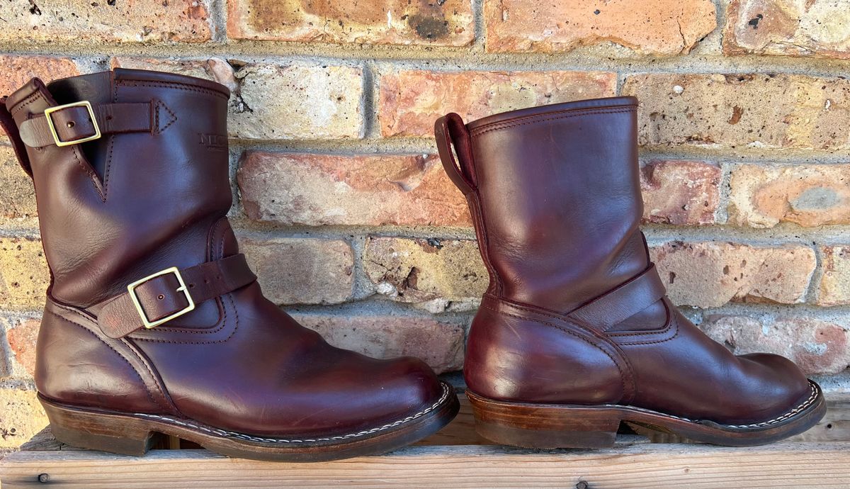 Photo by dawgdad22 on November 3, 2025 of the Nicks StationMaster in Horween Oxblood Chromexcel.