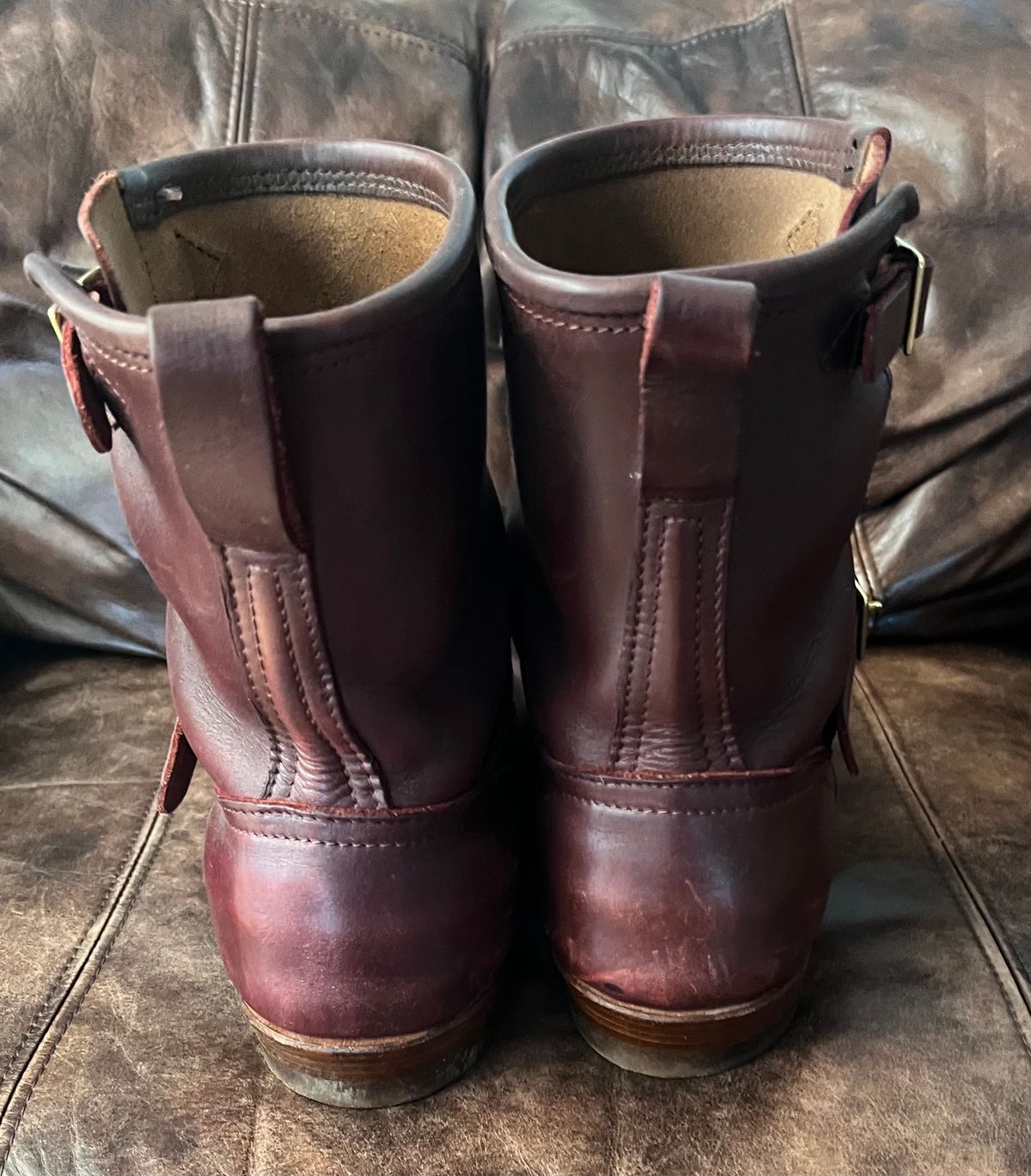 Photo by dawgdad22 on February 5, 2026 of the Nicks StationMaster in Horween Oxblood Chromexcel.