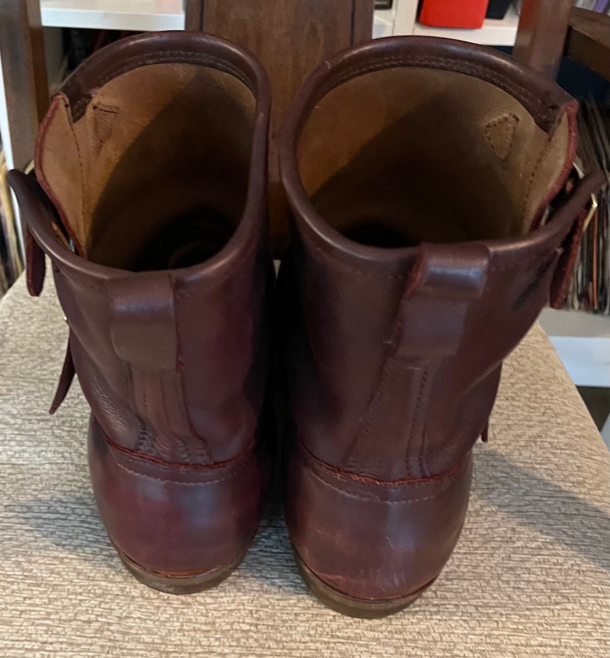 Photo by dawgdad22 on April 5, 2026 of the Nicks StationMaster in Horween Oxblood Chromexcel.