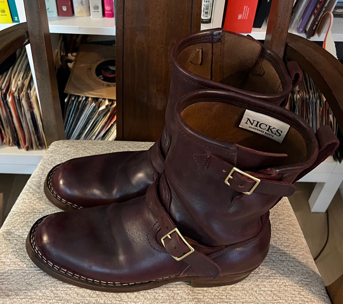 Photo by dawgdad22 on April 5, 2026 of the Nicks StationMaster in Horween Oxblood Chromexcel.