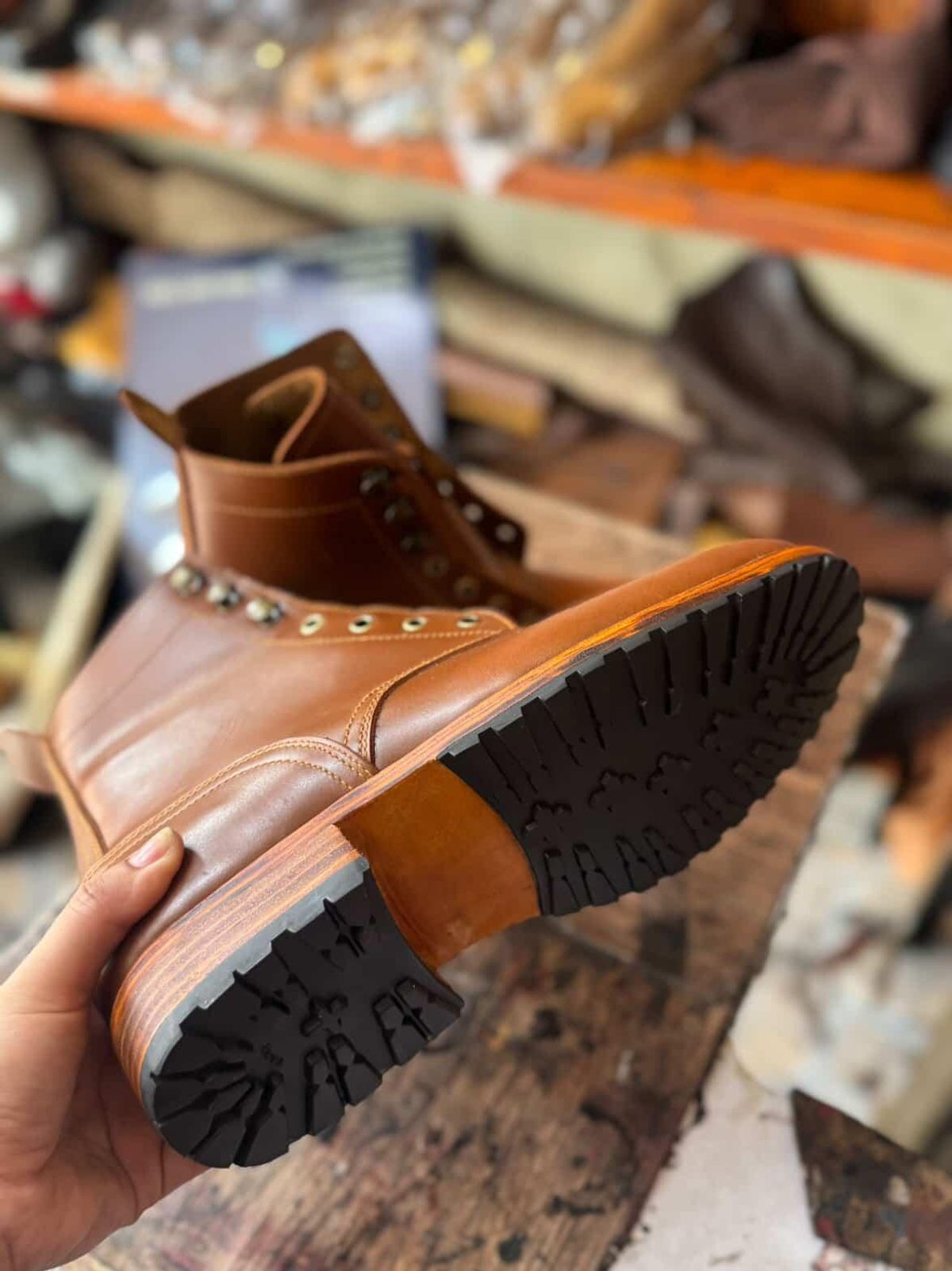 Photo by Joaoie on October 14, 2025 of the Spades Philippines Custom Model in Unknown Leather.