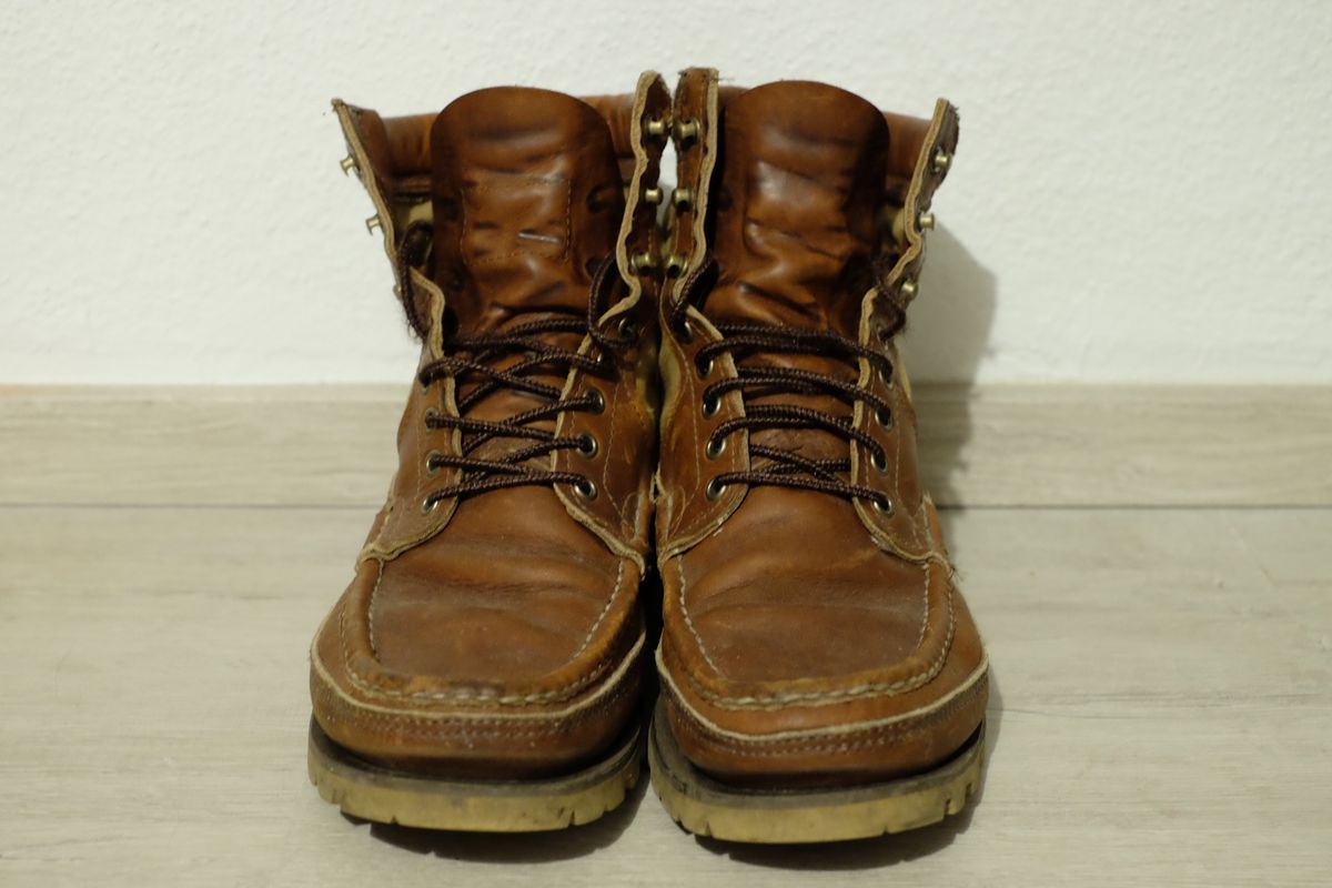 Photo by Blue on October 5, 2025 of the Russell Moccasin Co. Joe's PH in Walnut Timberjack.