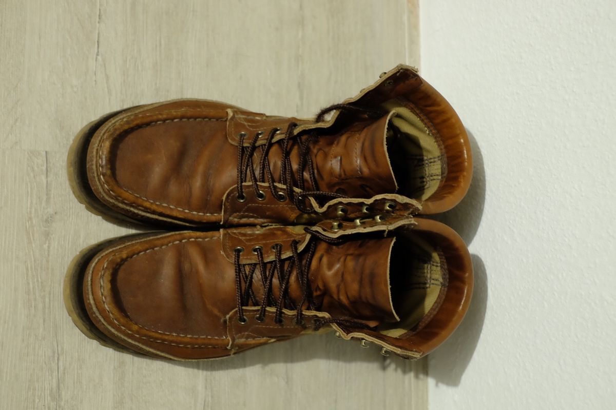 Photo by Blue on October 5, 2025 of the Russell Moccasin Co. Joe's PH in Walnut Timberjack.