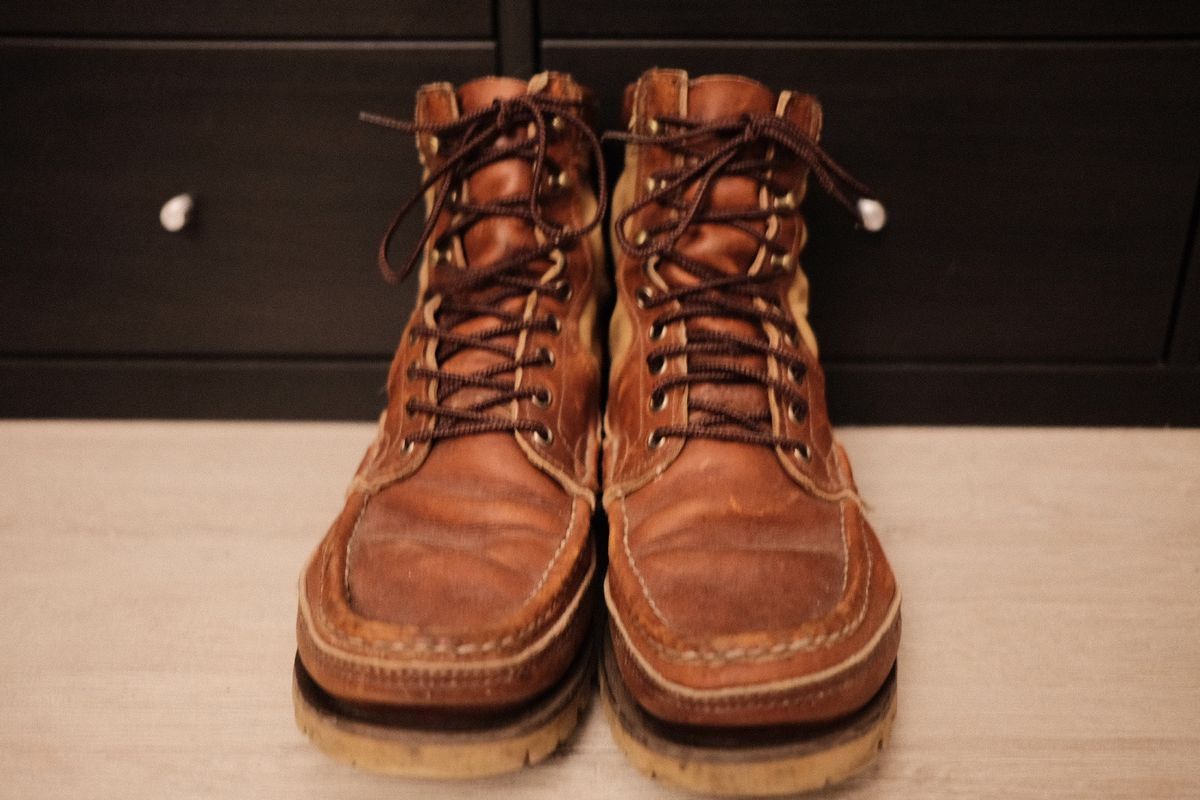 Photo by Blue on November 3, 2025 of the Russell Moccasin Co. Joe's PH in Walnut Timberjack.