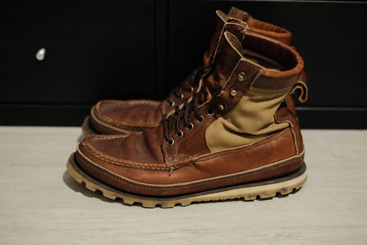 Photo by Blue on December 6, 2025 of the Russell Moccasin Co. Joe's PH in Walnut Timberjack.