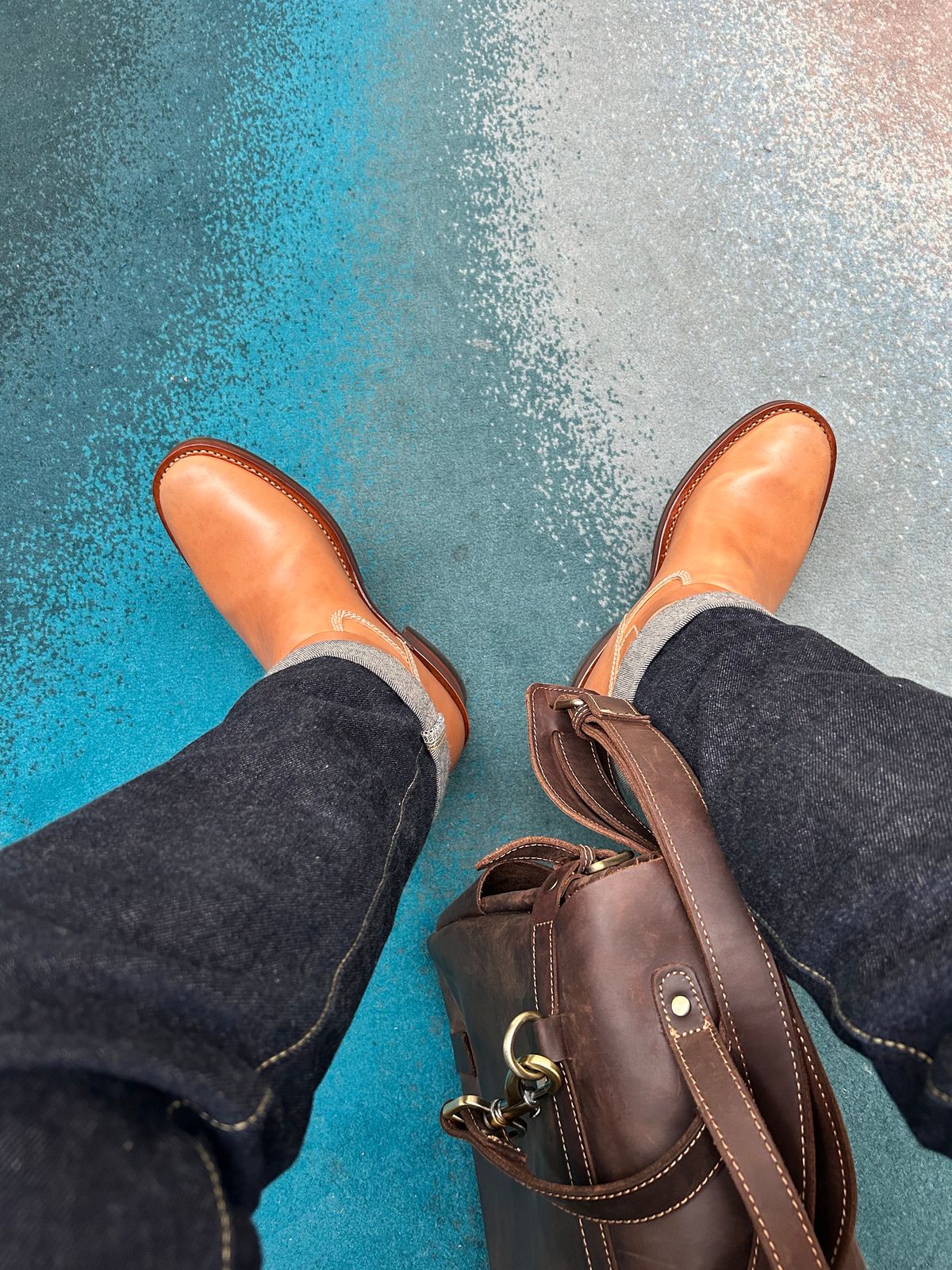 Photo by jeffkhlow8 on April 27, 2026 of the Willie's Handmade Boots Engineer Boot in Maryam Natural Horsebutt.