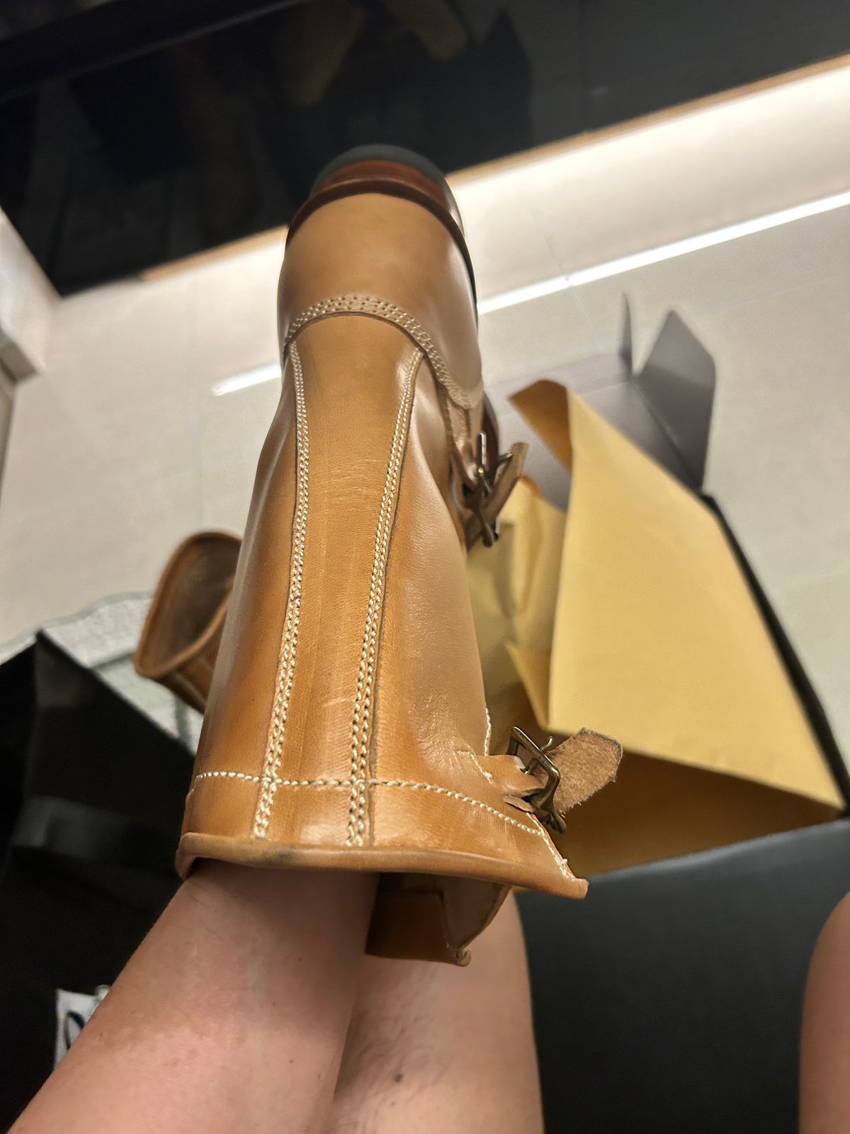 Photo by jeffkhlow8 on April 21, 2026 of the Willie's Handmade Boots Engineer Boot in Maryam Natural Horsebutt.