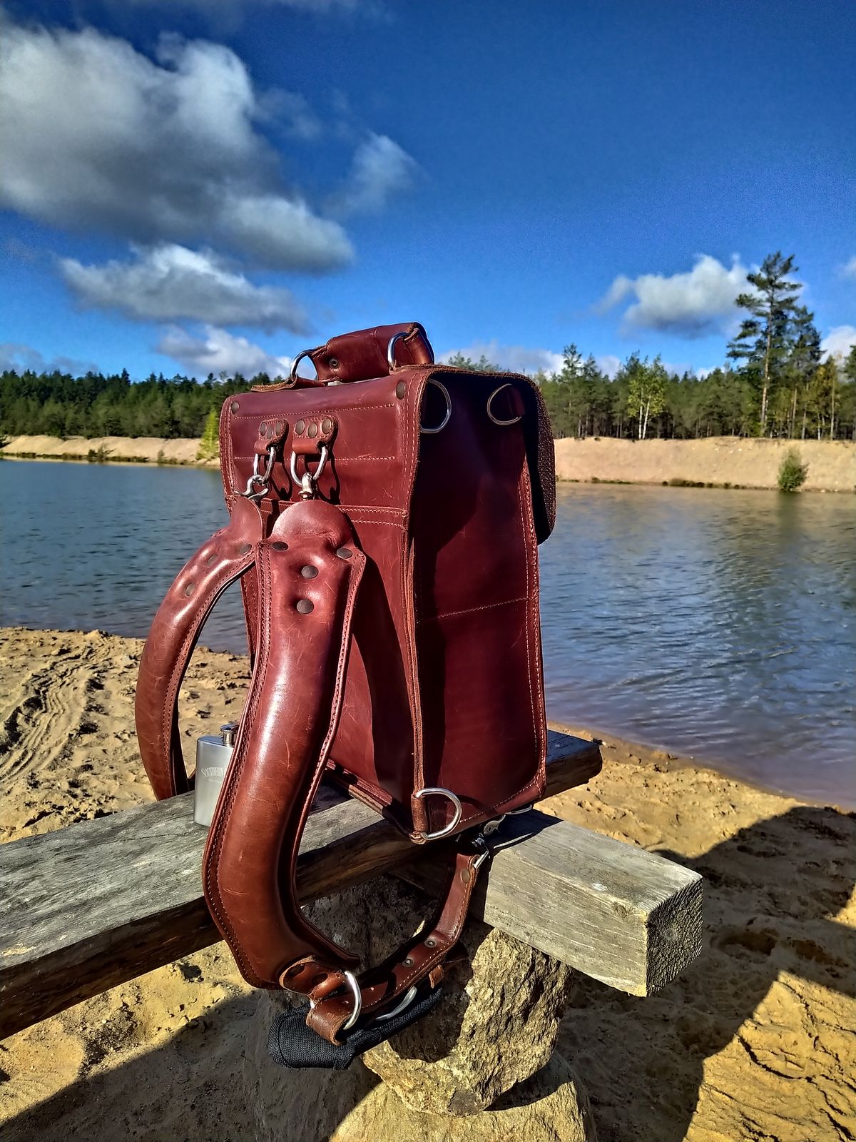 Photo by marlborophotographer on September 19, 2024 of the Saddleback Leather Squared Leather Backpack a.k.a. The Tank in Full Grain Leather.