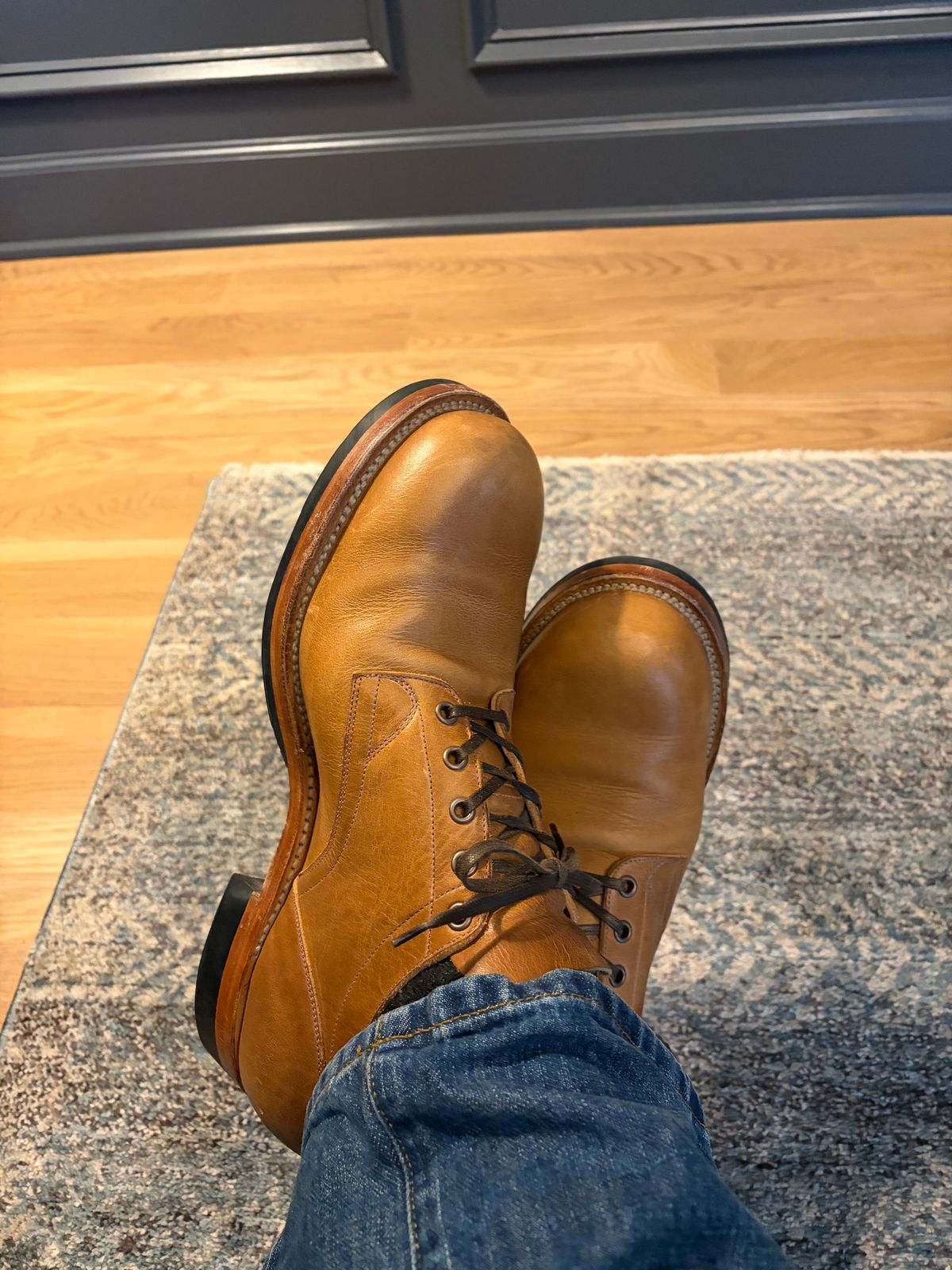 Photo by bobbypats on March 30, 2026 of the Viberg 145 Oxford in Horween Natural Cypress.