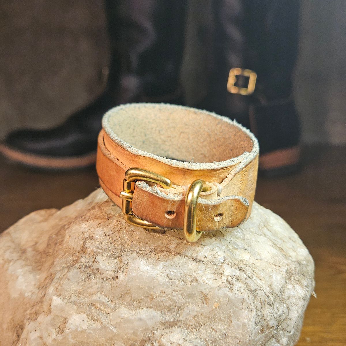 Photo by cjelliott on November 5, 2025 of the Harker Leatherworks Natty Veg Cuff in Unknown Natural Veg Tan.