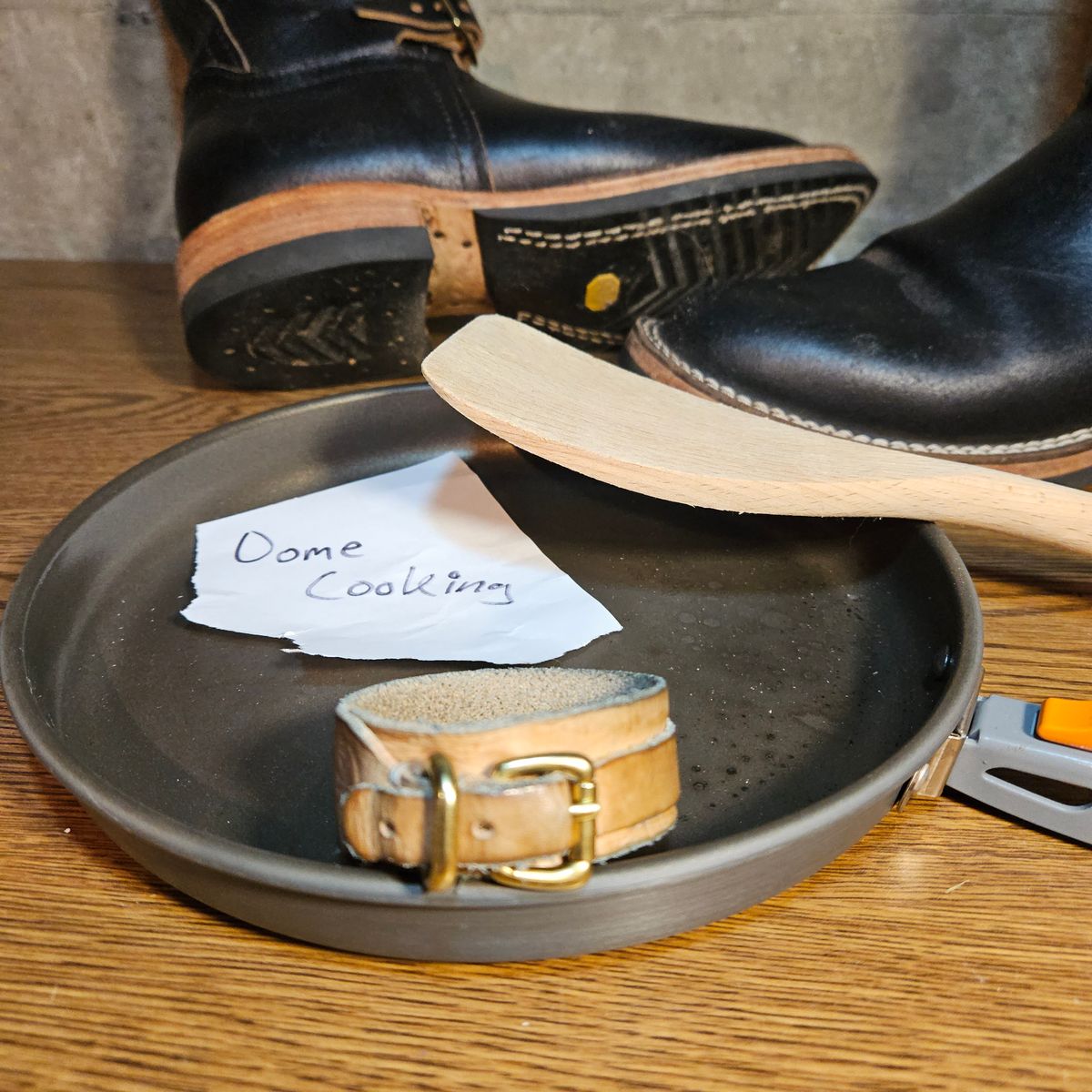 Photo by cjelliott on November 5, 2025 of the Harker Leatherworks Natty Veg Cuff in Unknown Natural Veg Tan.