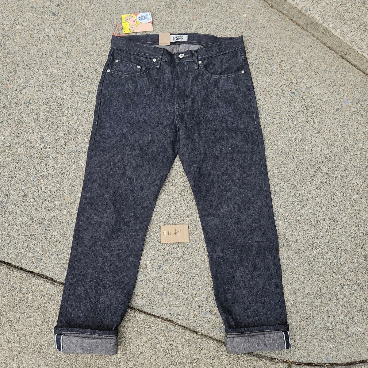 Photo by cjelliott on August 27, 2025 of the Naked And Famous Earthquake LHT - Weird Guy in 13.75 Left Hand Twill Slub.
