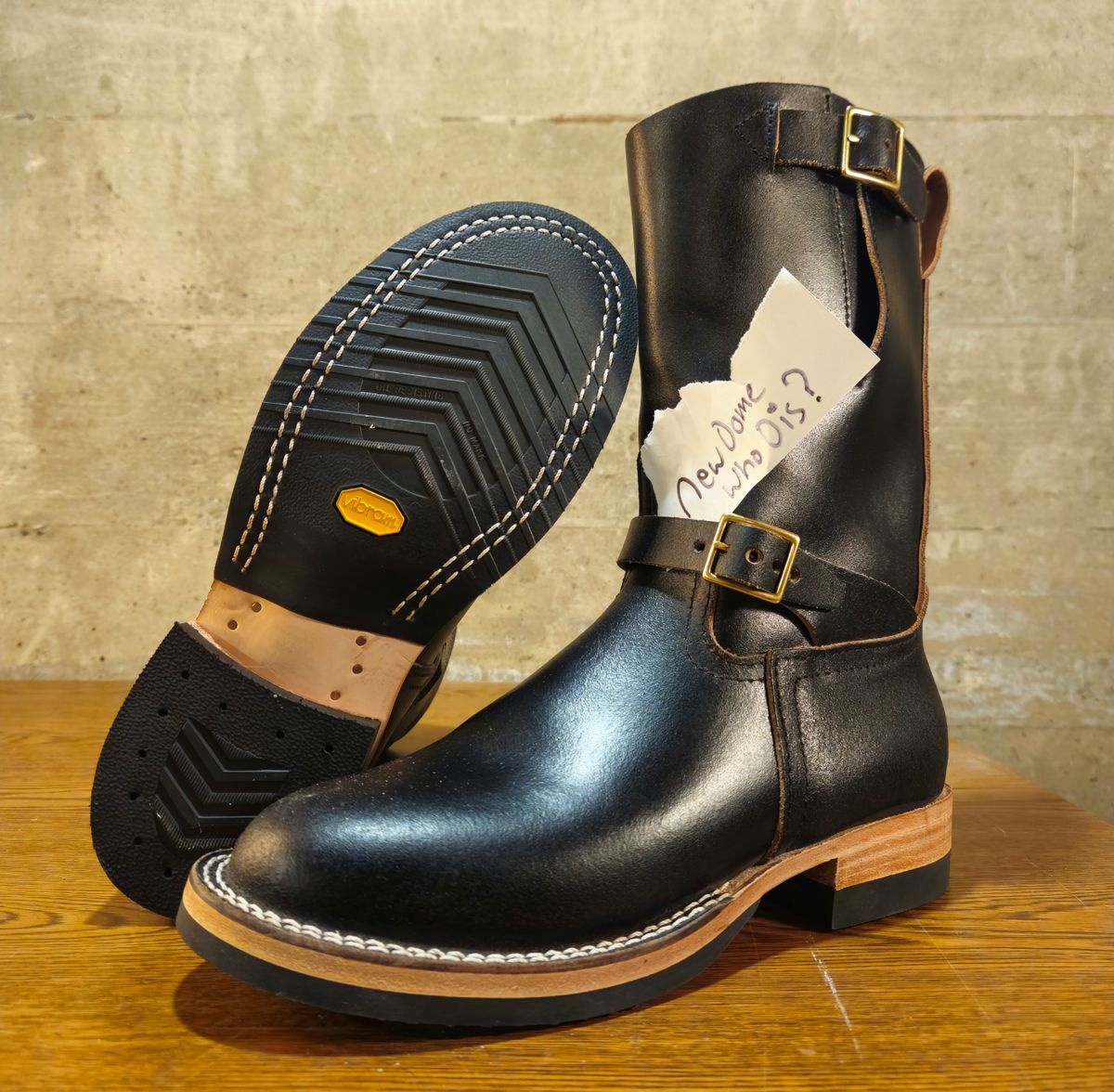Photo by cjelliott on October 1, 2025 of the Nicks Nicks X Carl Murawski - Vintage Engineer in Horween Black Waxed Flesh.
