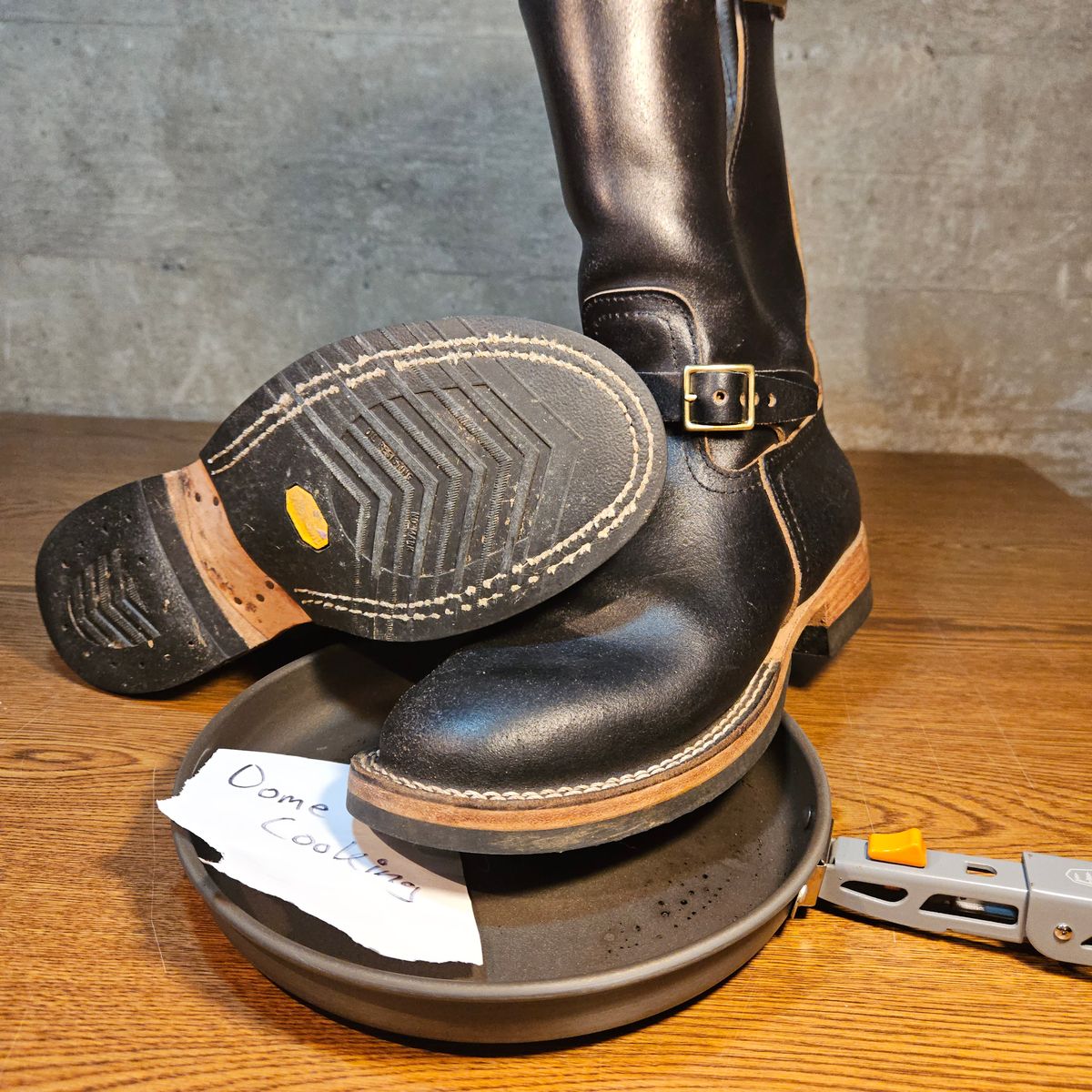 Photo by cjelliott on November 5, 2025 of the Nicks Nicks X Carl Murawski - Vintage Engineer in Horween Black Waxed Flesh.